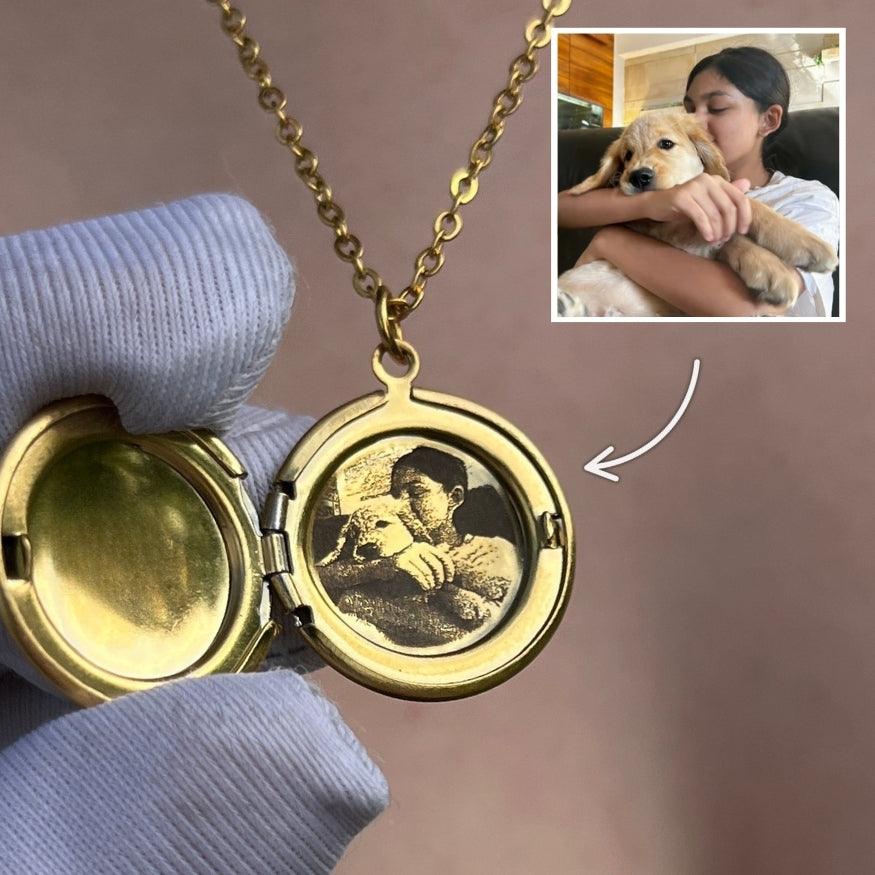 Vyklápěcí medailonek s fotografií